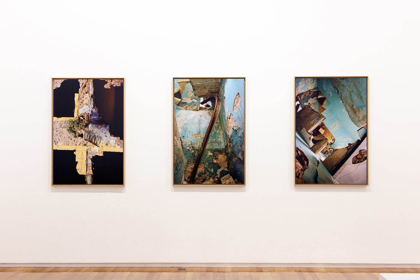 Joana Hadjithomas & Khalil Joreige - Les Equivalences #2, 1997