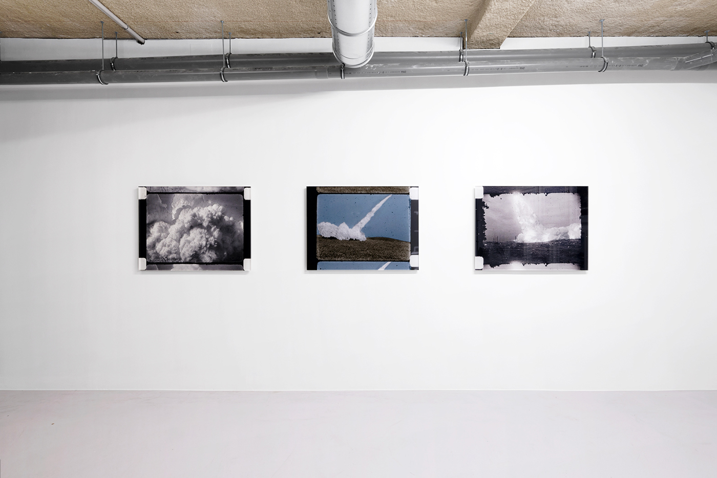 Joana Hadjithomas & Khalil Joreige - Dust in the wind Cedar III, 2013
